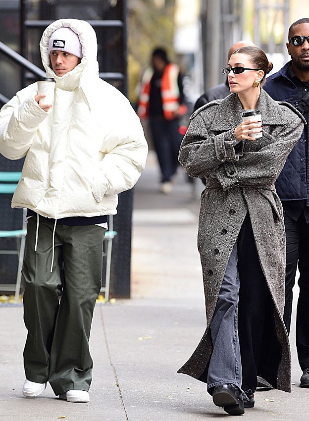 Hailey y Justin Bieber son un buen ejemplo de que el estilo masculino y el oversize seguirán teniendo presencia.