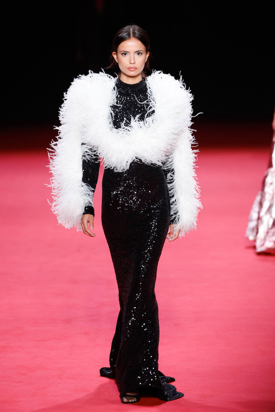 Una puesta en escena excepcional con la que los directores creativos, Nacho Aguayo y Álex Miralles, homenajearon la sofisticación, la elegancia y la evolución de la marca