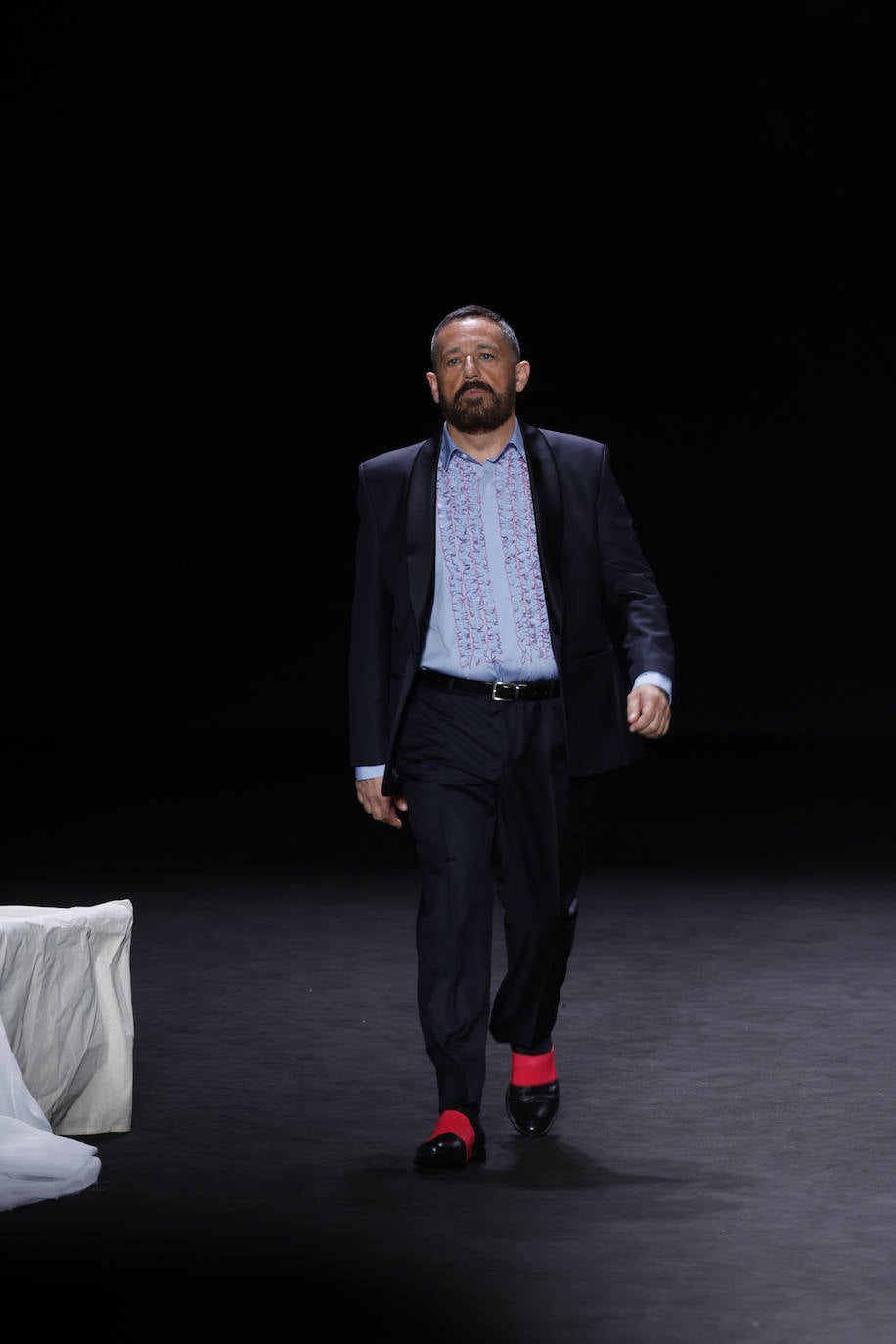 García Madrid otoño/invierno 23/24. El actor Pepón Nieto abre el desfile de la firma García Madrid. 