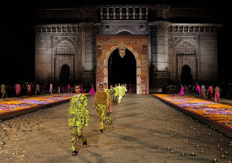 Dior Fall 2023: así ha sido el colorido desfile en la India