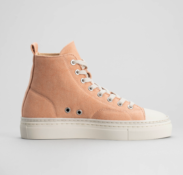 Zapatillas altas Sakuragi de Prozis: 59,39 euros.