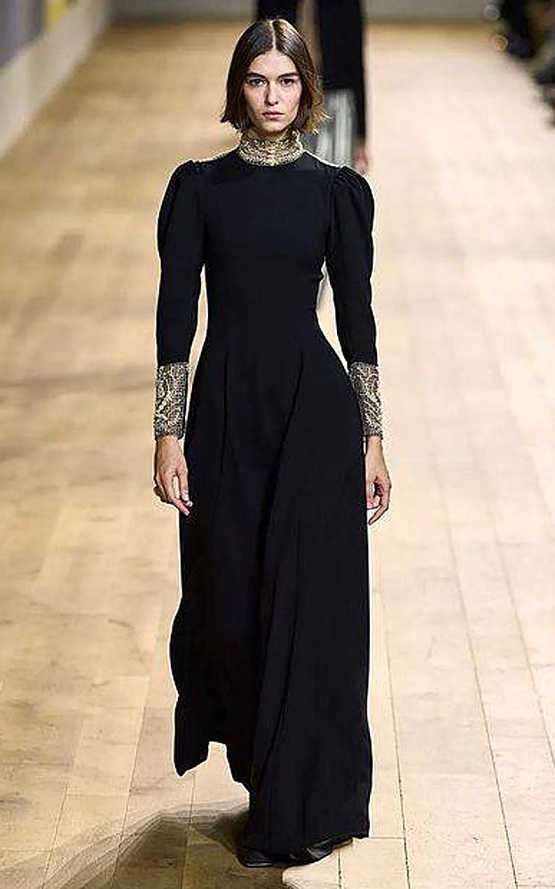 El vestido de la reina de Jordania está firmado por Dior.