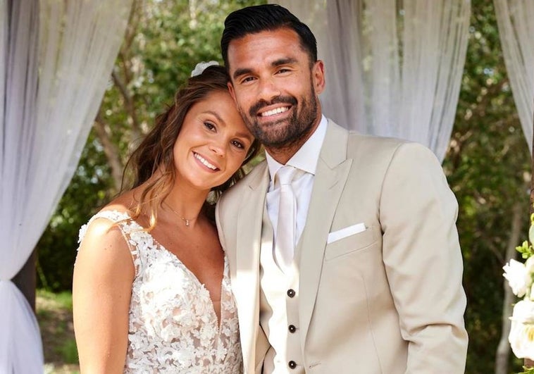 La jugadora Lieke Martens y su marido Benjamin van Leer.