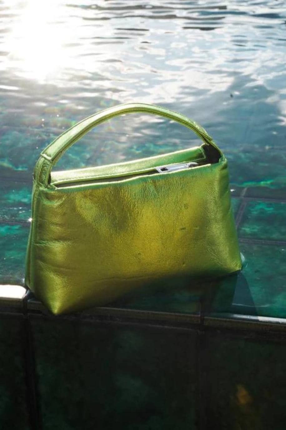 26 Bolsos Metalizados Perfectos Para Las Noches De Verano