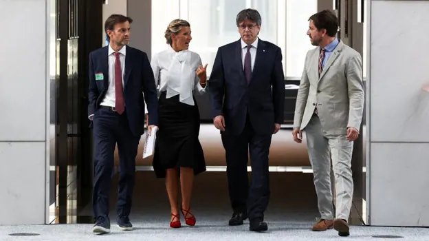 Jaume Asens, Carles Puigdemont, Yolanda Diaz y Antoni Comin