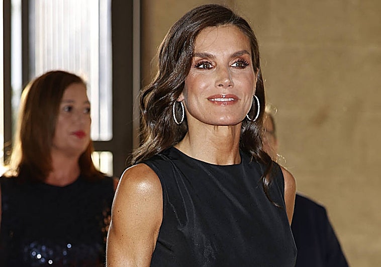 De la Reina Letizia a Isabel Preysler la elegancia de las famosas en