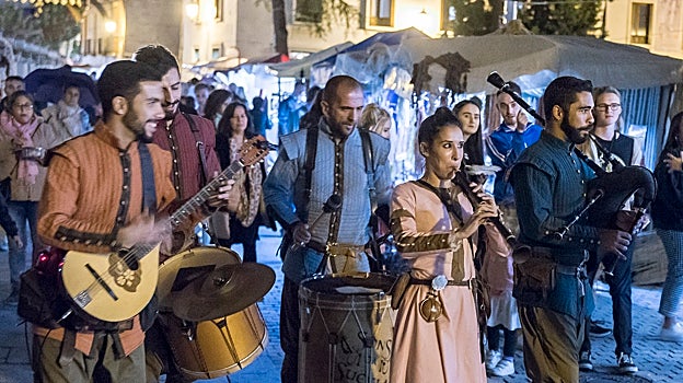 Mercado cervantino en Alcalá