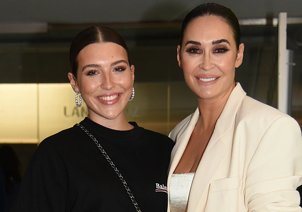 El accesorio que comparten Alba Díaz y Vicky Martín Berrocal para cambiar  por completo los looks de otoño