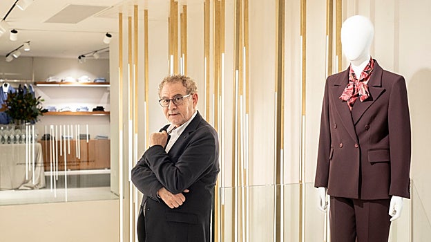 Roberto Verino con su nueva colección de otoño.