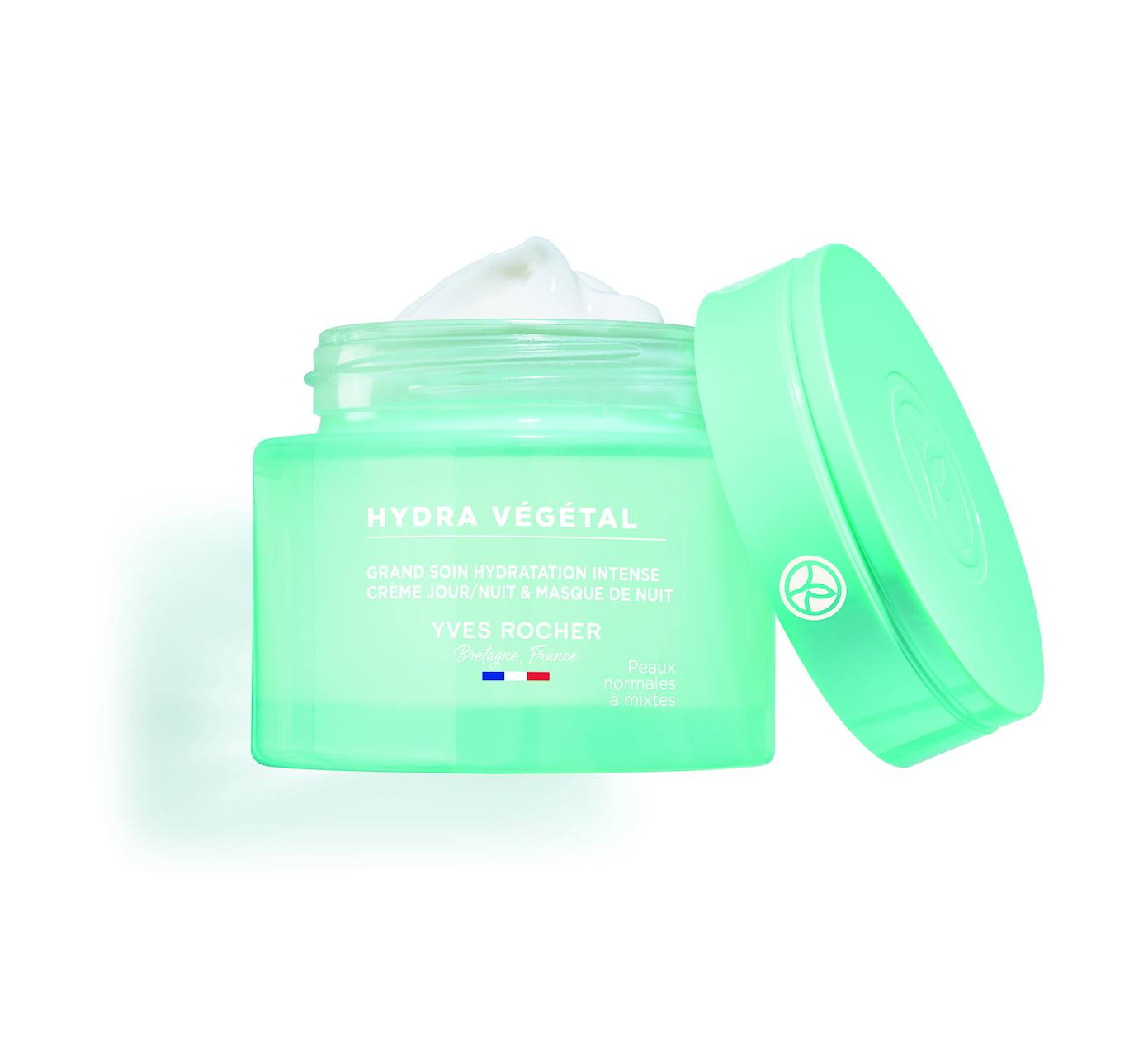 Hydra Végétal de Yves Rocher (32 €). Tratamiento de hidratación intensa que puede usarse como crema de día y de noche, o como mascarilla nocturna. Ha sido formulado para responder al problema de la deshidratación cutánea, que puede afectar a cualquier tipo de piel, también las mixtas y normales.