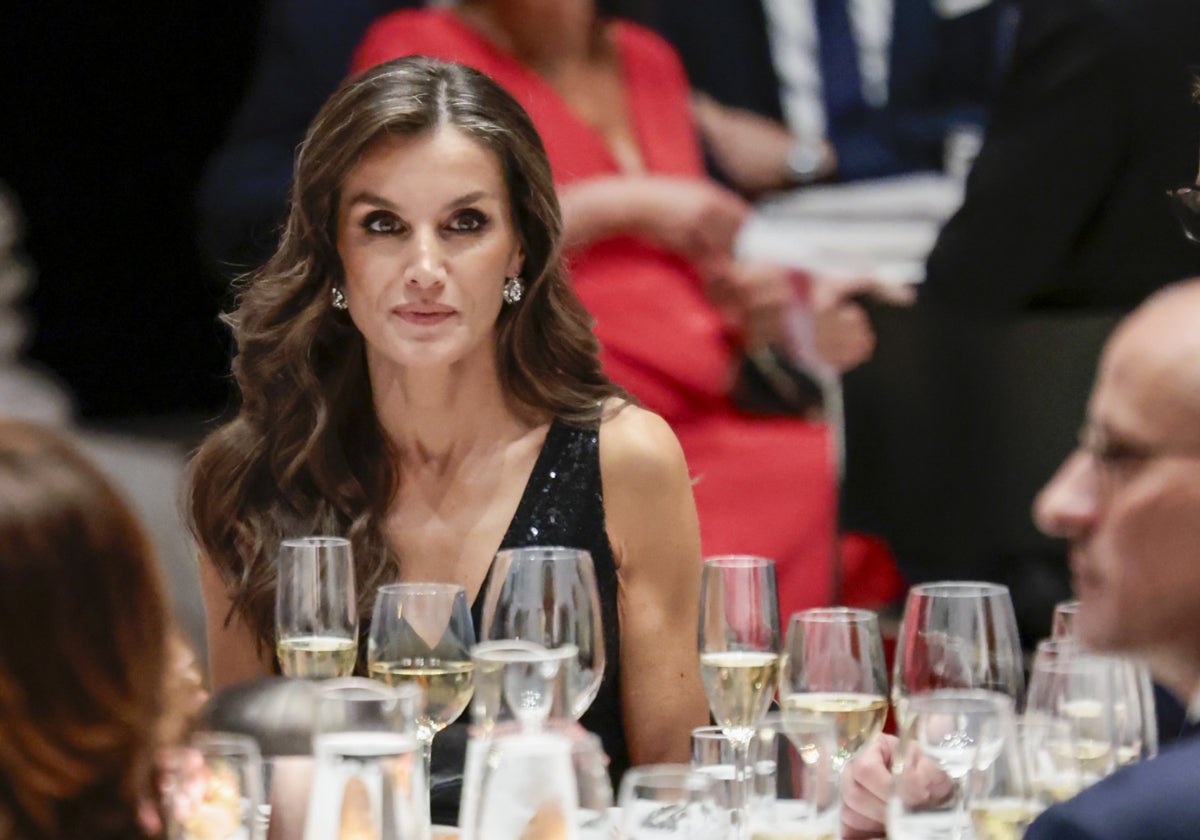 Doña Letizia durante la cena