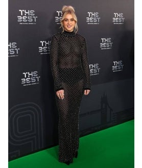 Imagen secundaria 2 - Jenni Hermoso, Alex Greenwood y Mary Earps; y Alessia Russo a su llegada a la gala FIFA The Best en Londres