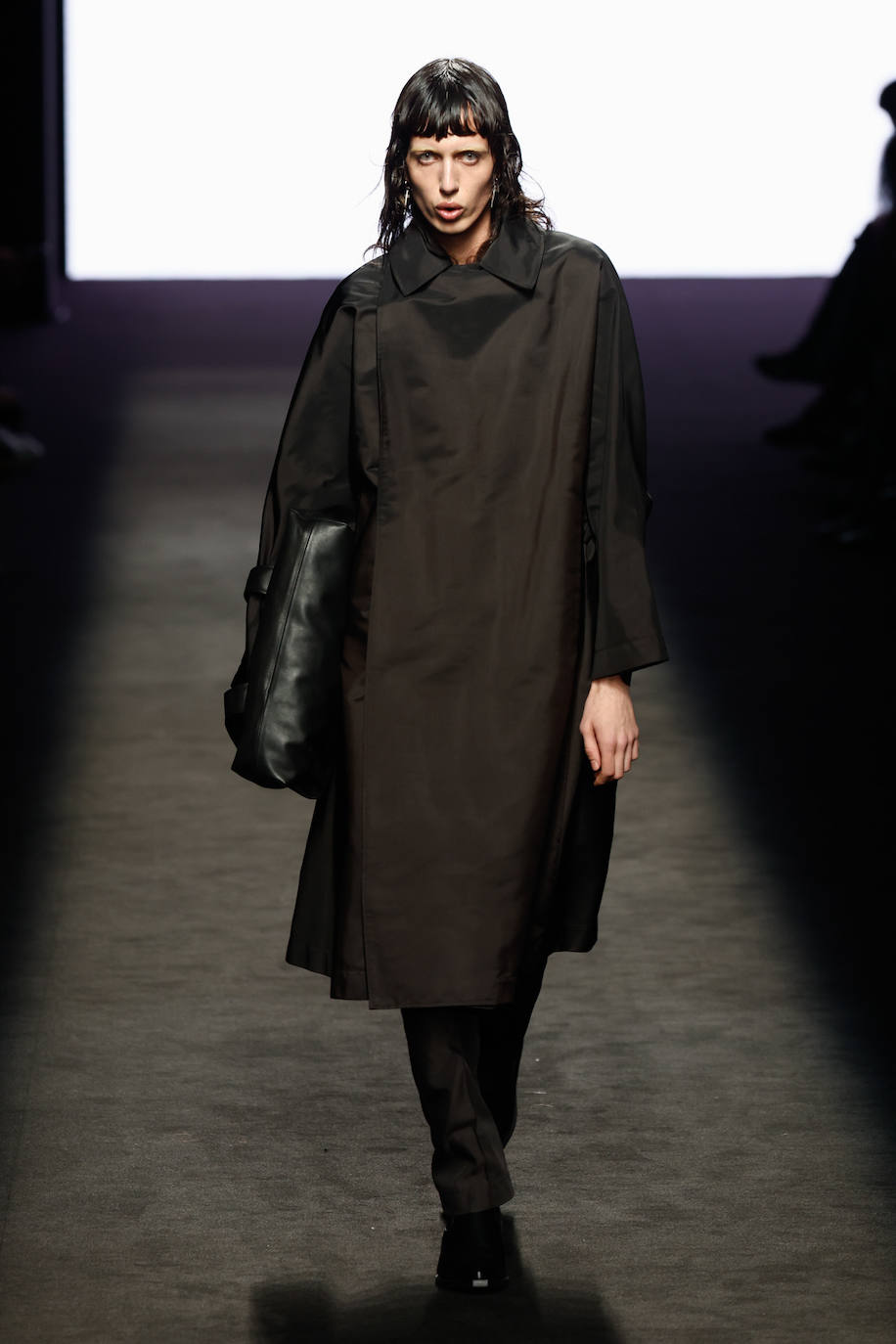 La firma colabora con artesanos locales, para aportar a su proyecto la tradición. 