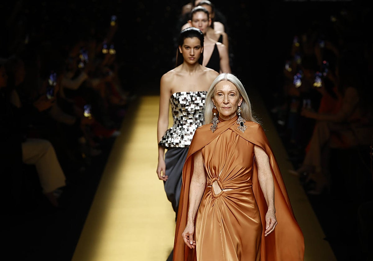 CArrusel final del desfile