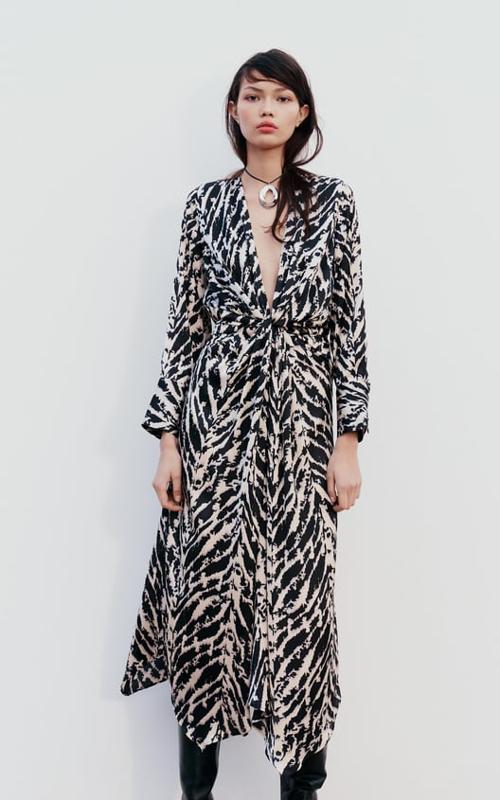 El vestido animal print de Zara por menos de 40 euros que ya tiene Sofía Suescun en su armario