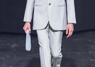 El bolso hecho de aire revoluciona la Semana de la Moda de París