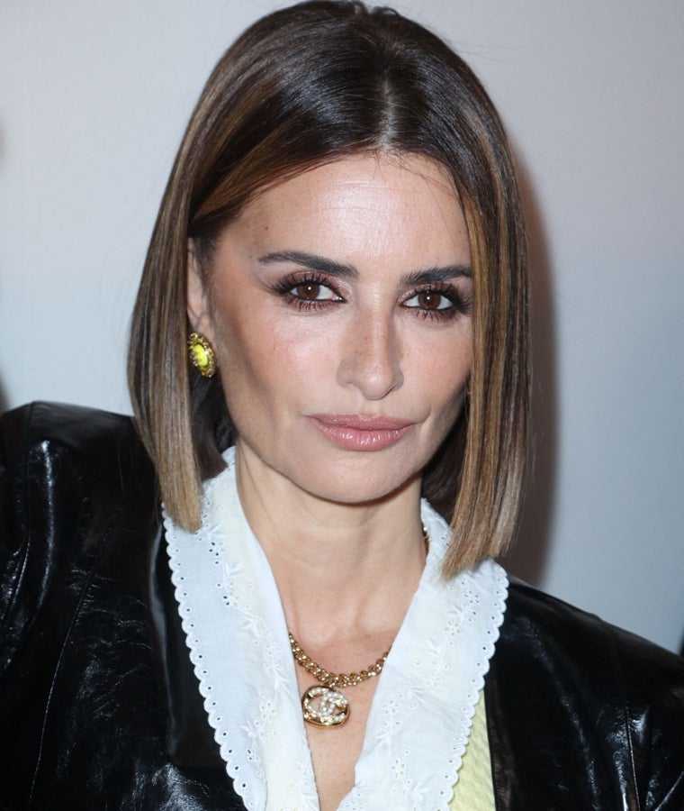 Penélope Cruz es otra de las famosas que ha estrenado cambio de look esta primavera.