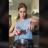 Makoke reabre el debate sobre la receta del gazpacho andaluz con un polémico vídeo en TikTok