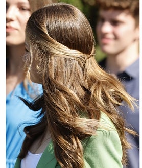 Imagen secundaria 2 - La Princesa Leonor y la infanta Sofía derrochan estilo con una combinación de marcas de moda nacionales e internacionales. 