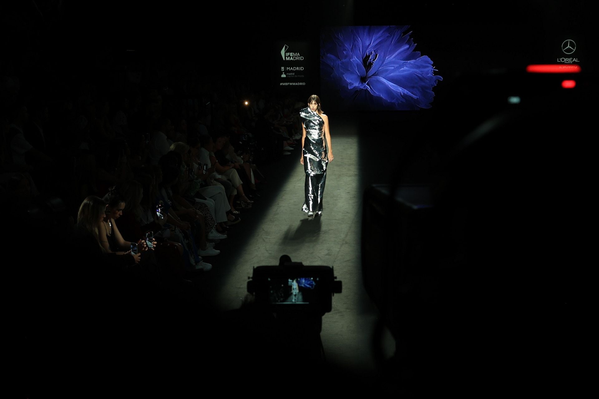 Acromatyx también ha presentado algunas piezas en color metálico. 