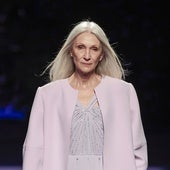 Pedro del Hierro, Isabel Sanchis y la modelo Pino Montesdeoca, lo mejor de la pasarela de Madrid