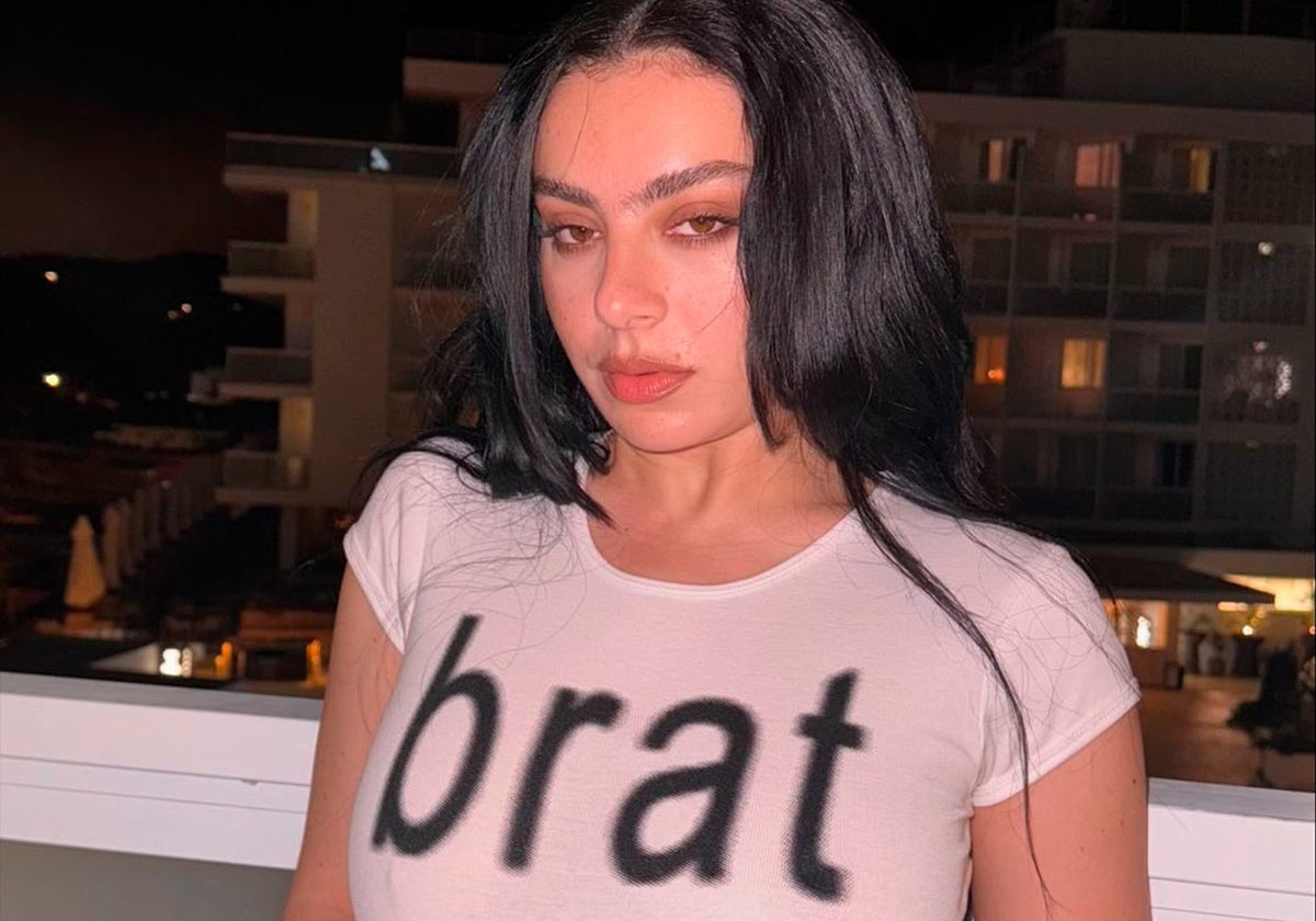 La tendencia 'brat girl' ha nacido gracias al nuevo disco de Charli XCX.