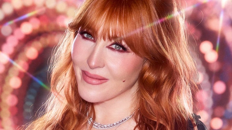 Charlotte Tilbury, la maquilladora de las famosas: «Esta Navidad todo girará en torno al maquillaje Y3K»