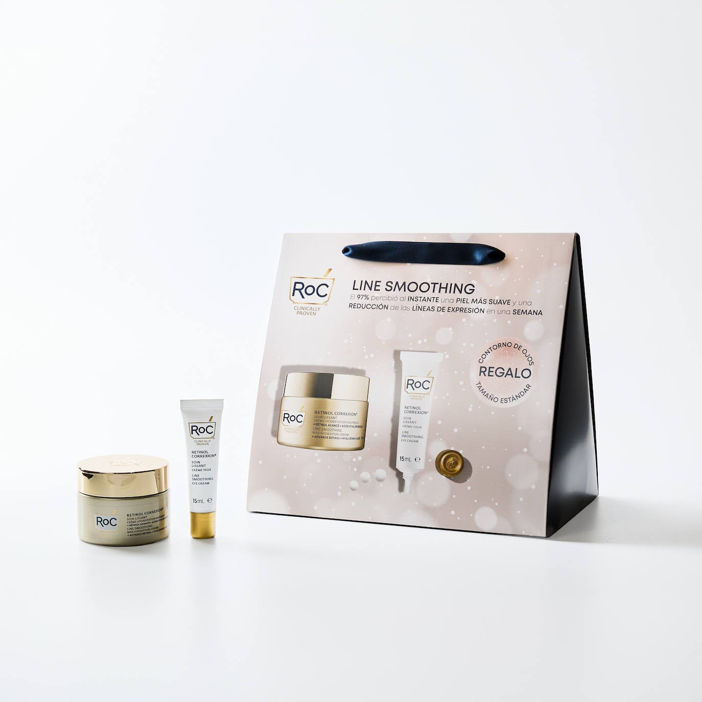 Set de Navidad Line Smoothing de ROC (39,99 euros en Carrefour, Druni y Primor). Este set incluye la crema hidratación máxima Line Smoothing, formulada con retinol puro y ácido hialurónico, que mantiene la hidratación durante 48 horas a la vez que mejora las líneas de expresión y las arrugas. Y de regalo el contorno de ojos de la línea que trata los tres problemas más importantes: bolsas, ojeras y arrugas.