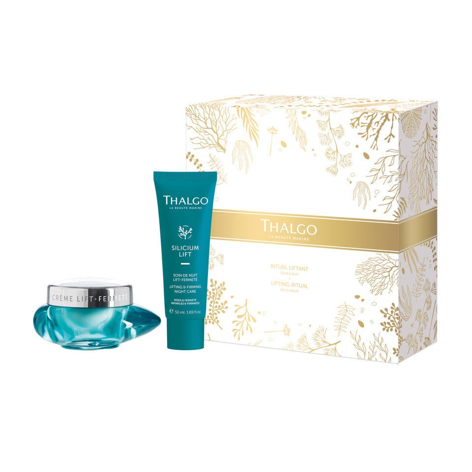 Set para pieles secas de Thalgo (63 euros). Incluye la mítica crema Cold Marine Nutri-Confort, que hidrata y protege la piel más seca, y el tratamiento de noche Soin de Nuit Lift-Fermeté, concentrado en Silicio Marino y Vitamina C.