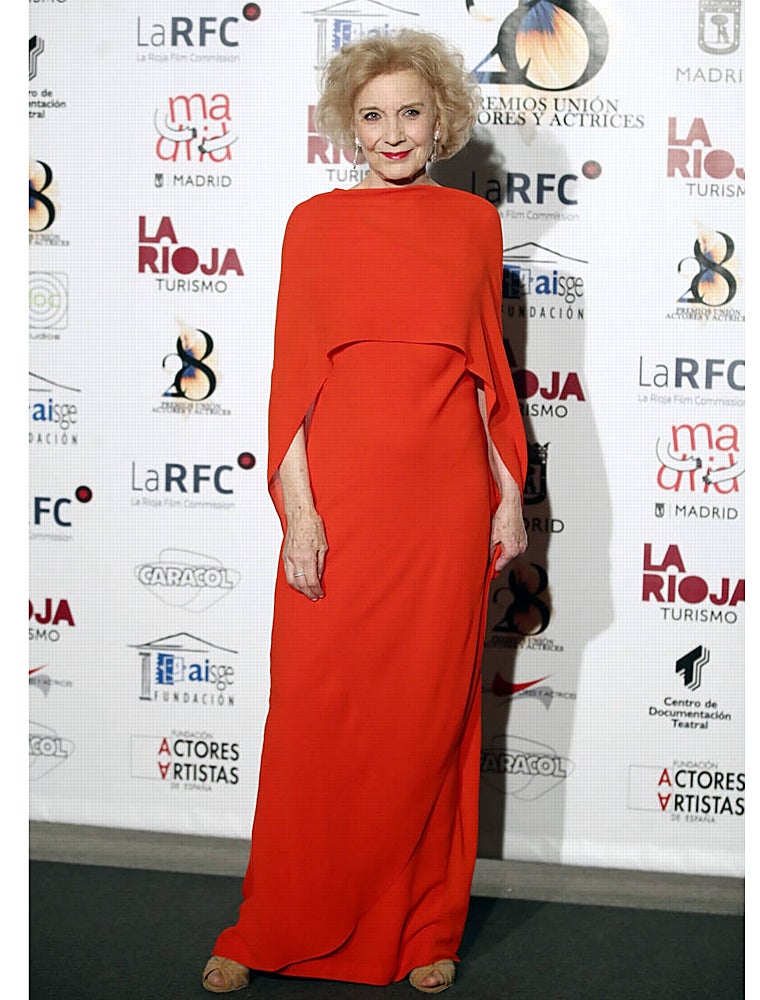 La actriz Marisa Paredes con un diseño de Sybilla en los Premios de la Unión de Actores (2019) donde fue galardonada por su carrera.