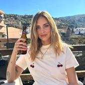 Los tres peculiares recuerdos que Chiara Ferragni compró en Granada: «Este es el collar que ya voy a llevar siempre»