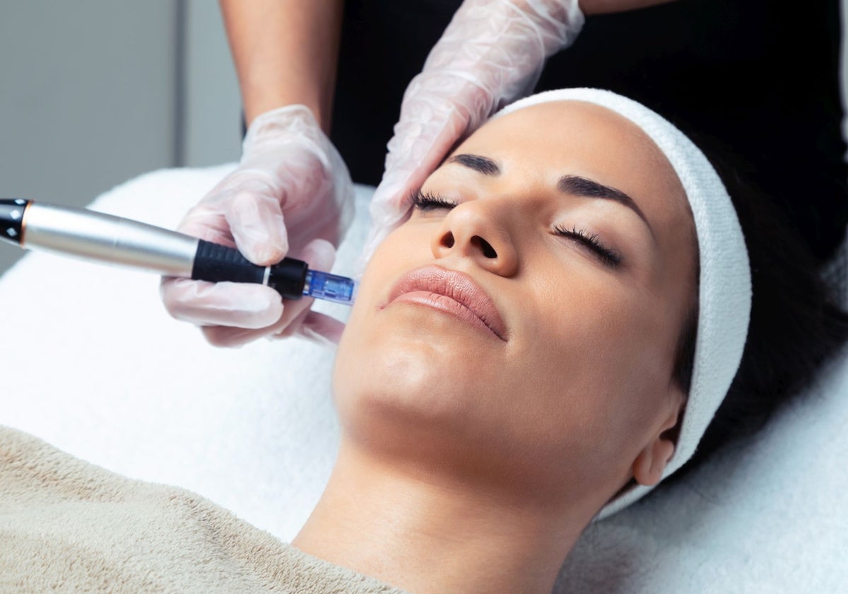 Dermapen o microneedling, para una piel más luminosa.