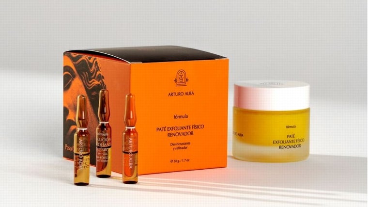 Paté exfoliante Físico Renovador y Solución exfoliante química de Arturo Alba.