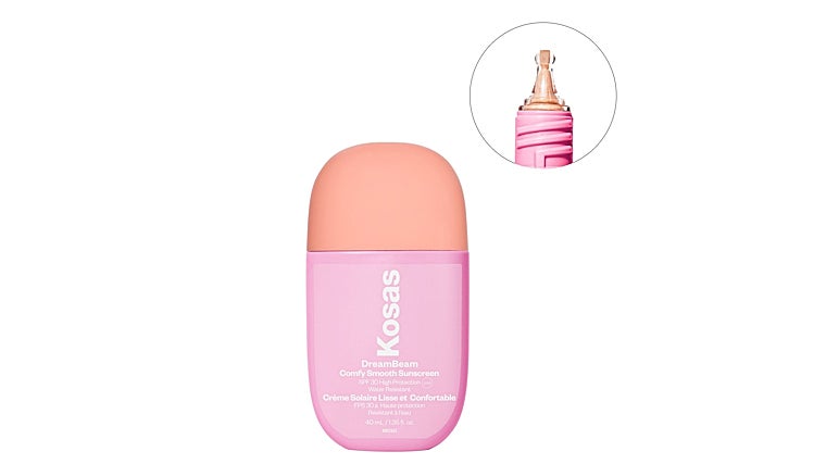 DreamBeam de Kosas combina la protección solar con el maquillaje para realzar la tez, hidratarla y protegerla del sol (41 euros, solo en Sephora).