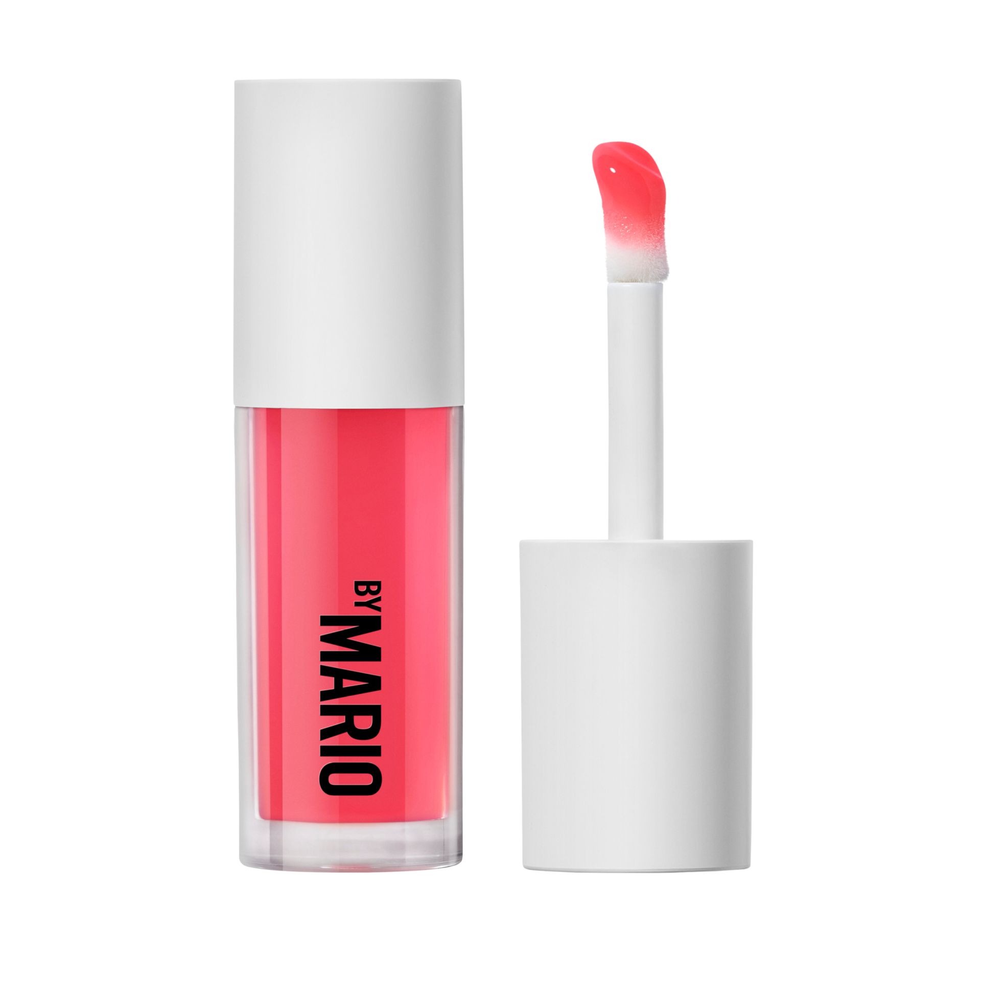 Supershine Lip Gloss de Makeup byMario (30 euros, en Sephora). Hidrata al instante y proporciona un efecto alisador con un confort duradero y un brillo efecto cristal. En su fórmula incluye extracto de granada y aceite de jojoba, además de ácido hialurónico, que ayudan a nutrir la piel de los labios y mantener la hidratación. Disponible en 11 tonos.