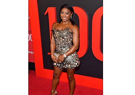 Imagen secundaria 1 - Blake Lively, con un escotado vestido, y Demi Moore, radiante a los 62, protagonistas de la gala Time en Nueva York