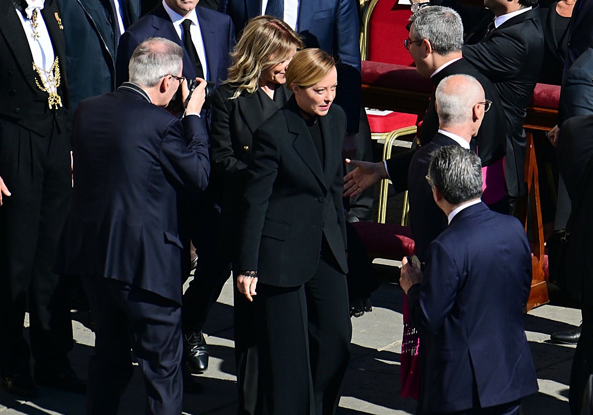 Meloni en el funeral del Papa Francisco