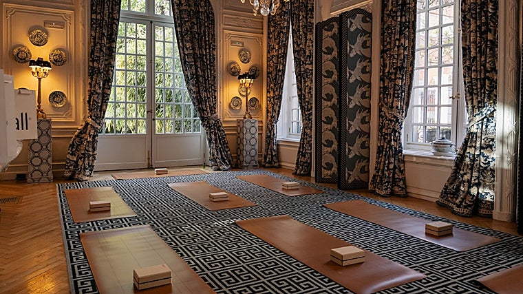 Sala para practicar Yoga en el hotel Santo Mauro