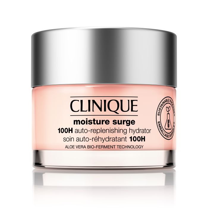 Crema hidratante facial Moisture Surge™ 100h Auto-Replenishing hydrator de Clinique (de 31 a 16,73 euros en Primor). Hidratante en gel-crema sin aceites, formulada con un biofermento de aloe y ácido hialurónico, para conseguir una hidratación que dura hasta 100 horas, incluso después de lavarte el rostro.