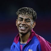 Más de un millón de euros en joyas: el look gánster de Lamine Yamal para celebrar la mayoría de edad