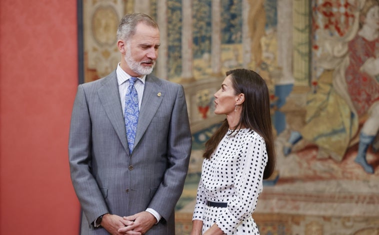 Hauptbild – Königin Letizia bringt eines ihrer Lieblingskleider einer spanischen Marke zurück