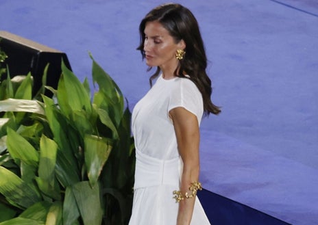 Imagen secundaria 1 - La Reina Letizia con joyas de Suma Cruz