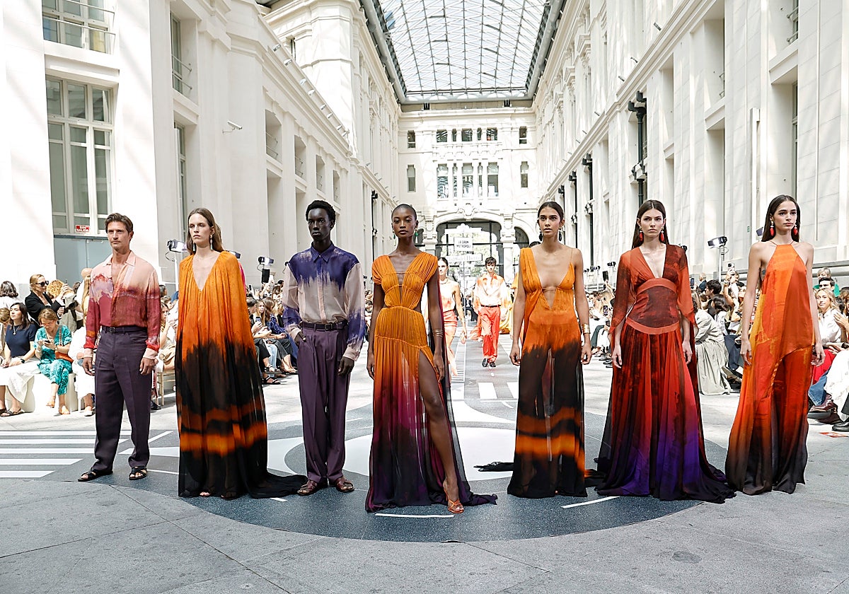 Desfile de Pedro del Hierro en el Palacio de Cristal