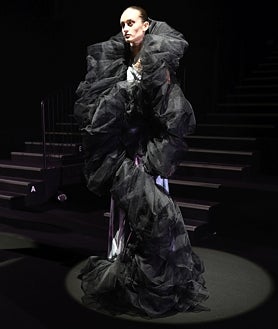 Imagen secundaria 2 - Desfile de Paloma Suárez