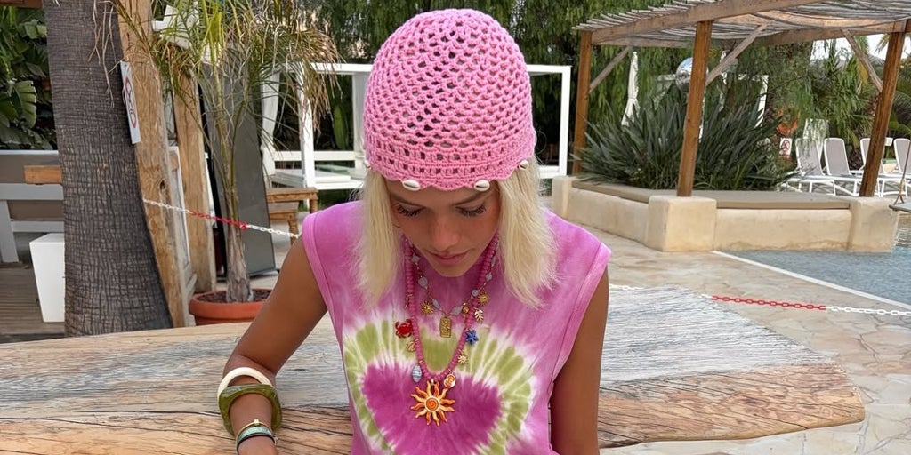 Casquete de crochet: el accesorio de moda 'vintage' que arrasa en las redes sociales