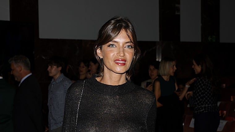 Sara Carbonero con flequillo abierto.