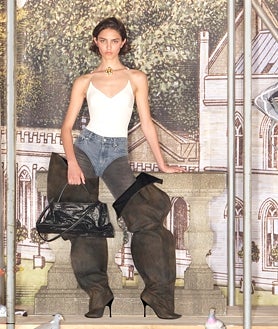 Imagen secundaria 2 - Modelos de la campaña de H&M Glenn Martens