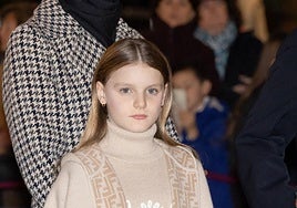 La capa de 1.000 euros que ha llevado Gabrielle de Mónaco con solo 10 años