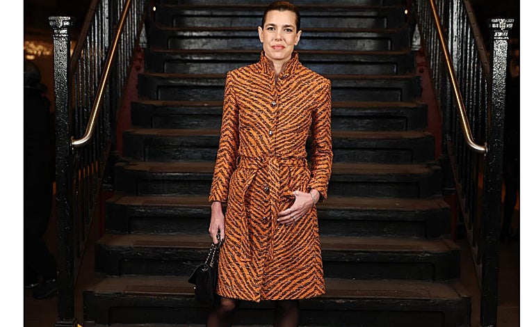 Imagen principal - Carlota Casiraghi, Tilda Swinton y Linda Evangelista en el desfile de Chanel