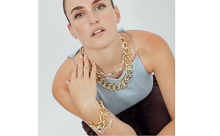 Main image - Joya by Luxenter, Le Pliage Xtra bag by Longchamp (€350) and Freja metallic ankle boots by Mascaró (€349)